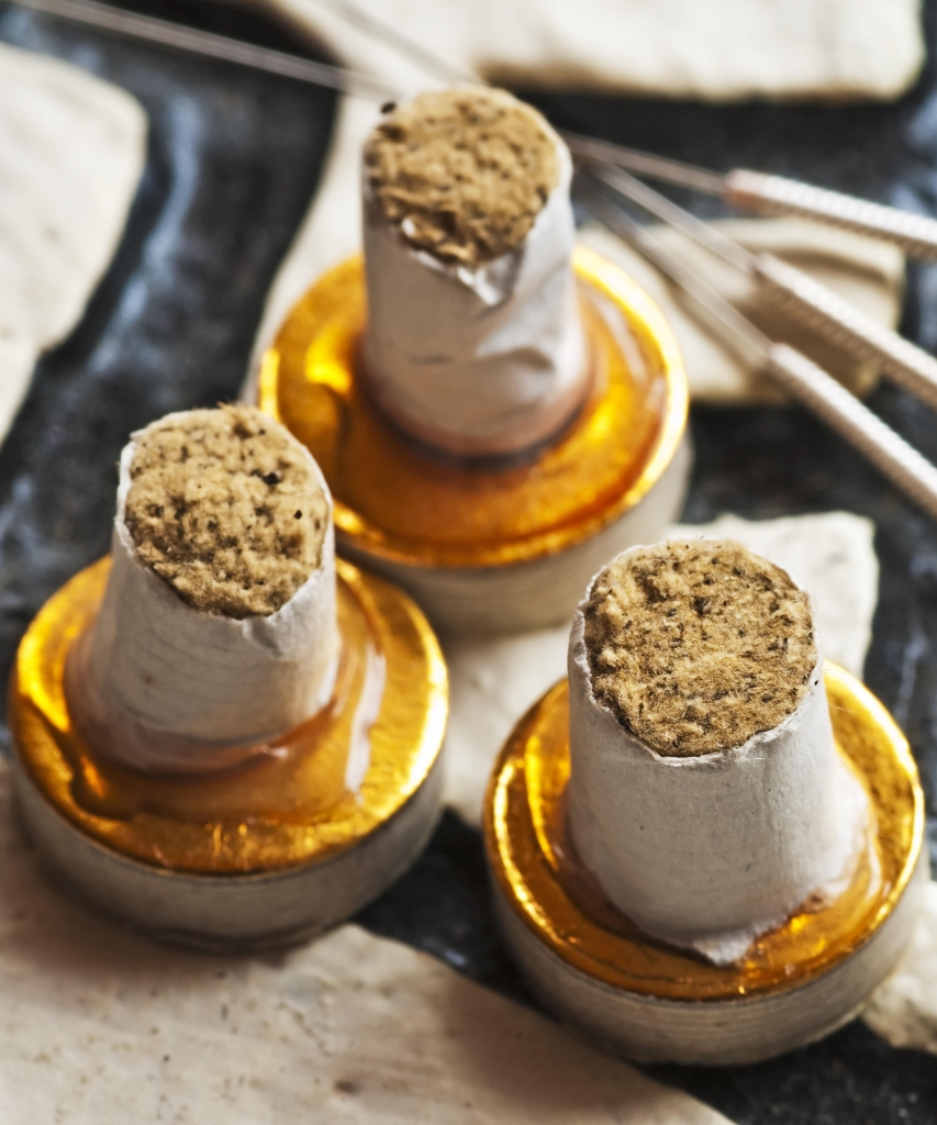 Tracy Thorne, MSOM, LAc | Tracy Thorne Acupuncture moxabustion cones and acupuncture needles